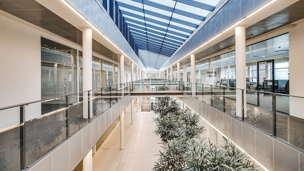 Moderne kontorhus med attraktive fællesfaciliteter