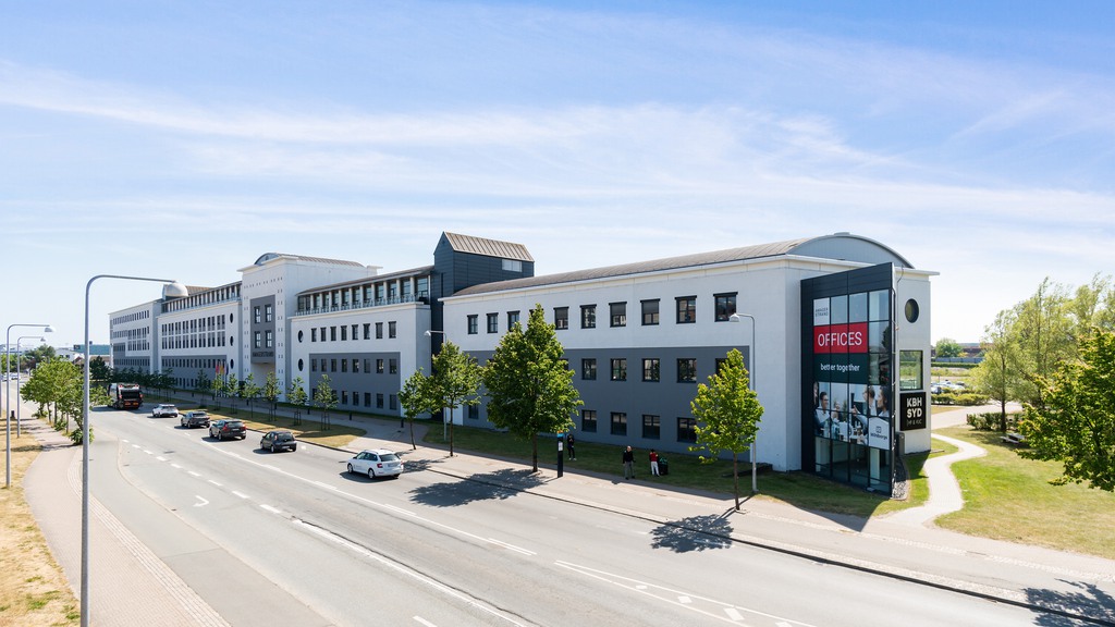 Lyse kontorer med gode fællesområder