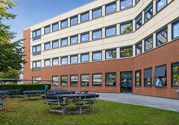 Lyst kontor med let adgang via ny Letbane
