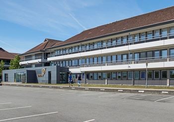 Domicil med utallige muligheder og god infrastruktur